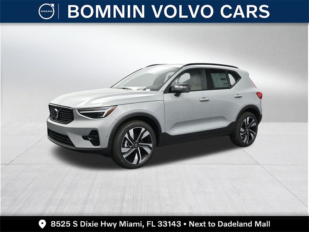 2026 Volvo XC40 B5 Ultra