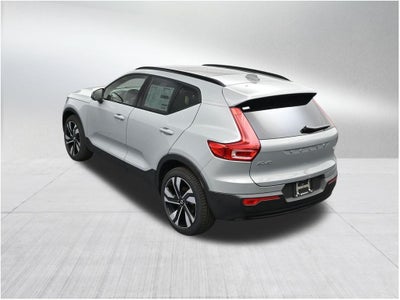 2026 Volvo XC40 B5 Ultra