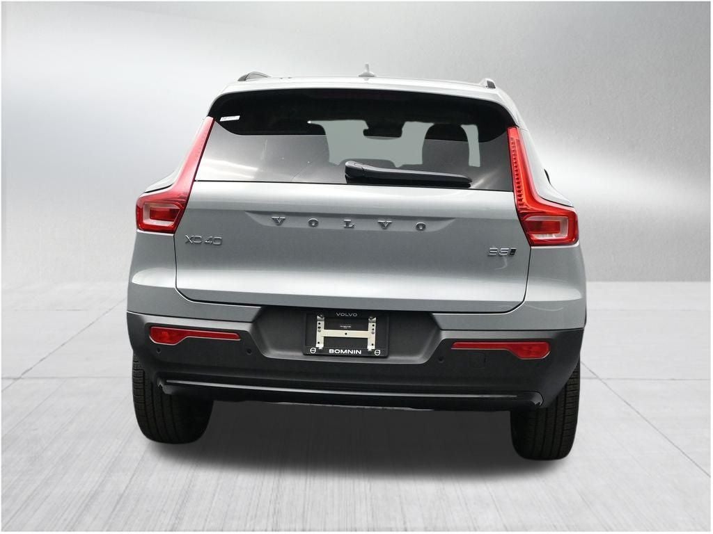 2026 Volvo XC40 B5 Ultra