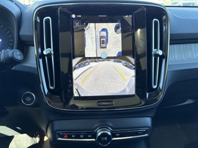 2026 Volvo XC40 B5 Ultra