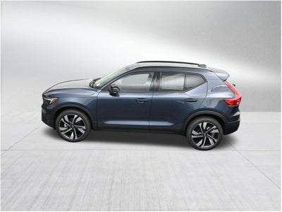 2026 Volvo XC40 B5 Ultra