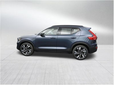 2026 Volvo XC40 B5 Ultra