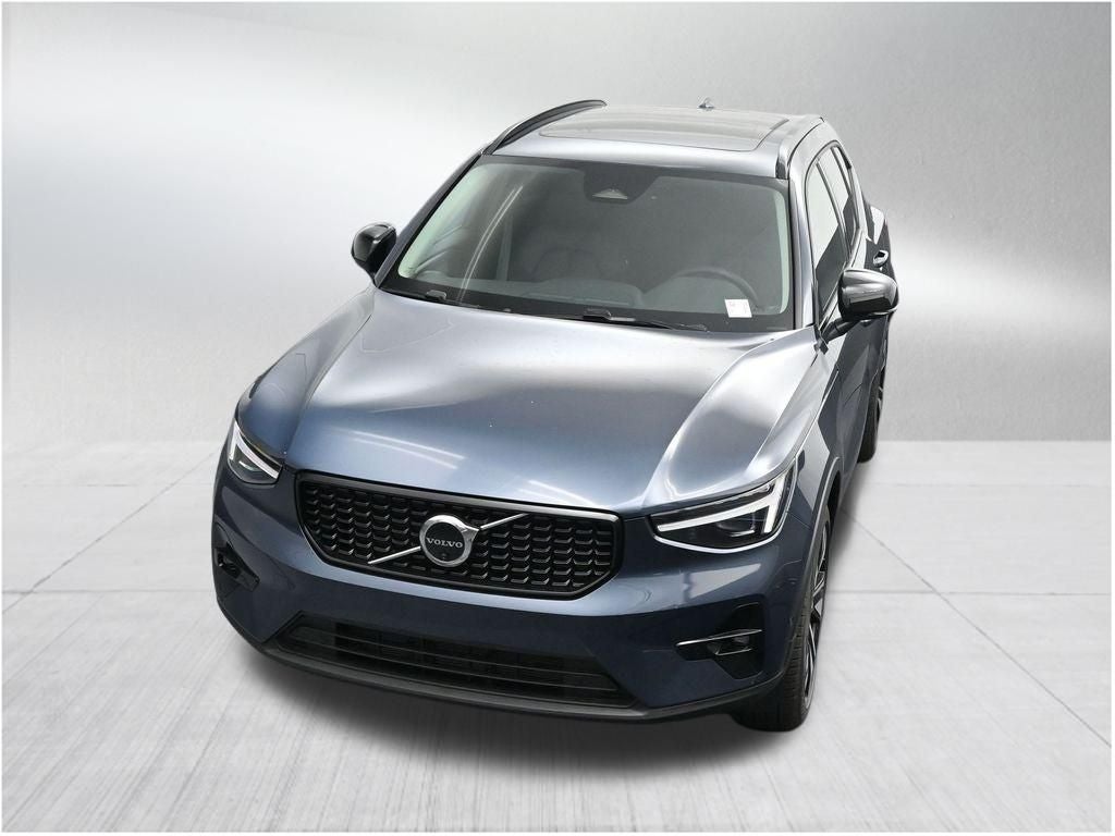 2026 Volvo XC40 B5 Ultra