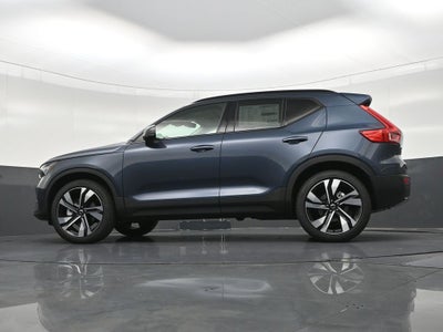 2026 Volvo XC40 B5 Ultra