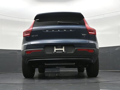 2026 Volvo XC40 B5 Ultra