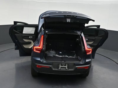 2026 Volvo XC40 B5 Ultra