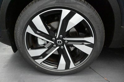 2026 Volvo XC40 B5 Ultra