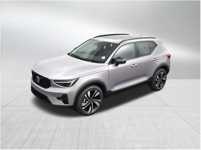 2026 Volvo XC40 B5 Ultra