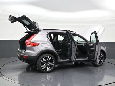 2026 Volvo XC40 B5 Ultra