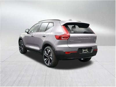 2026 Volvo XC40 B5 Ultra