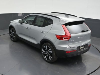 2026 Volvo XC40 B5 Ultra