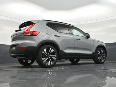 2026 Volvo XC40 B5 Ultra