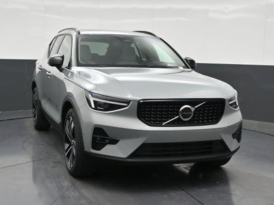 2026 Volvo XC40 B5 Ultra