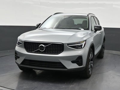 2026 Volvo XC40 B5 Ultra