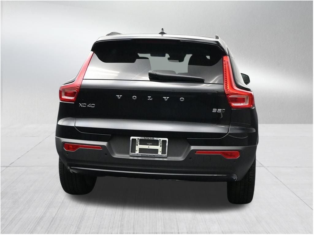2026 Volvo XC40 B5 Ultra