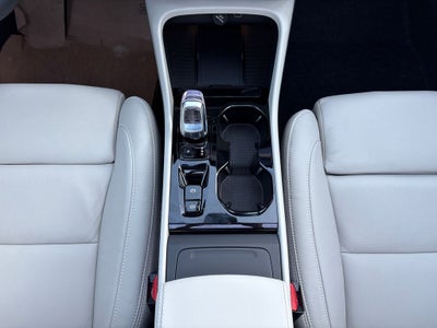 2026 Volvo XC40 B5 Ultra