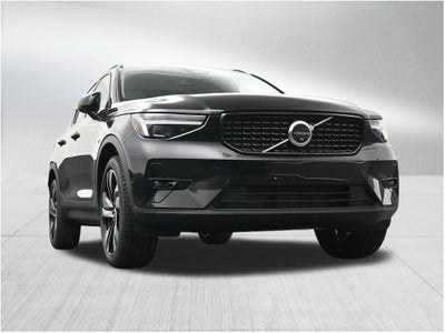 2026 Volvo XC40 B5 Ultra