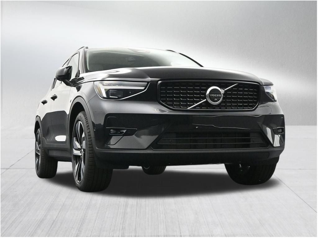 2026 Volvo XC40 B5 Ultra