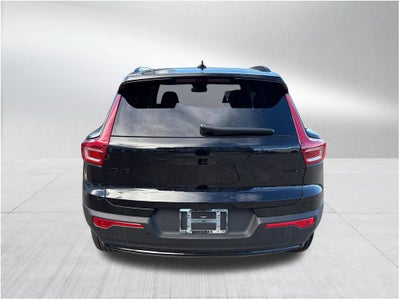 2026 Volvo XC40 B5 Ultra