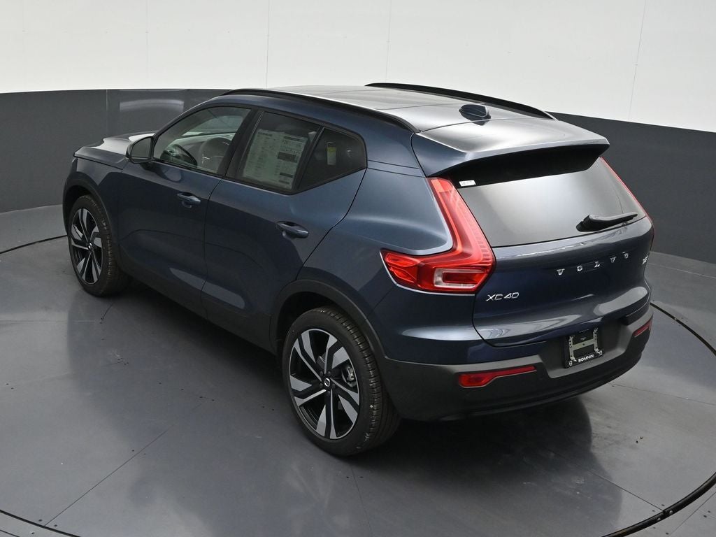 2026 Volvo XC40 B5 Ultra