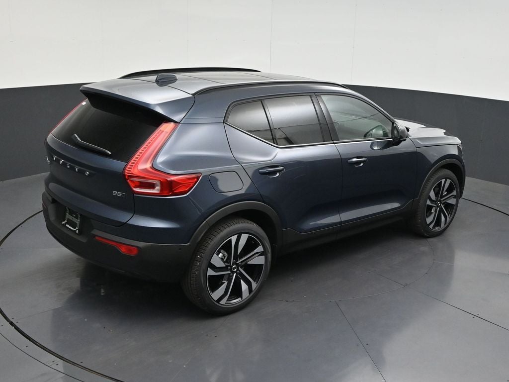 2026 Volvo XC40 B5 Ultra