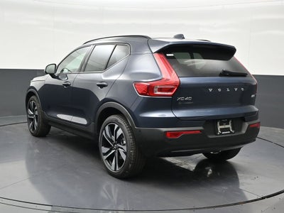 2026 Volvo XC40 B5 Ultra