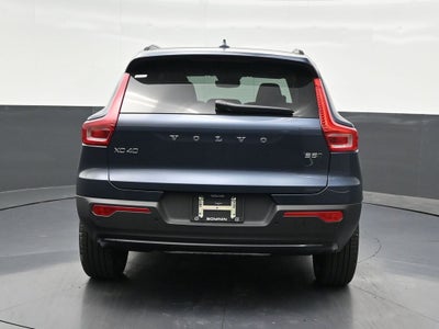 2026 Volvo XC40 B5 Ultra