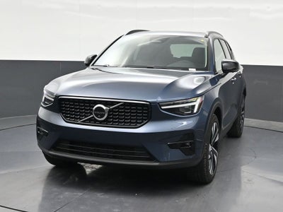 2026 Volvo XC40 B5 Ultra