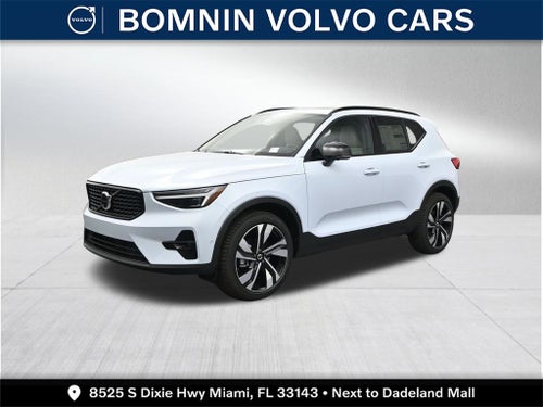 2026 Volvo XC40 B5 Ultra