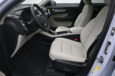 2026 Volvo XC40 B5 Ultra