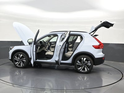 2026 Volvo XC40 B5 Ultra