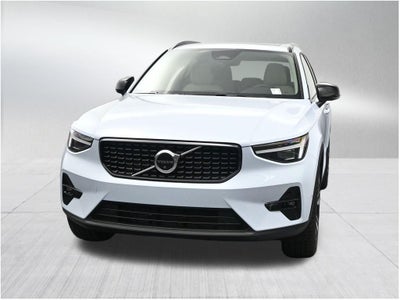 2026 Volvo XC40 B5 Ultra