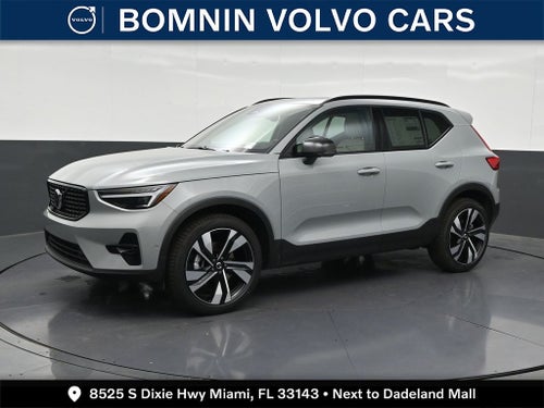 2026 Volvo XC40 B5 Ultra