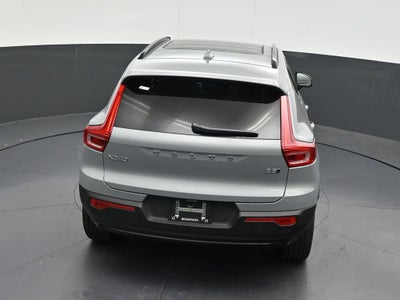 2026 Volvo XC40 B5 Ultra