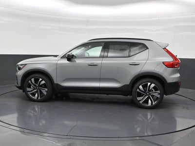 2026 Volvo XC40 B5 Ultra
