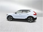 2026 Volvo XC40 B5 Ultra