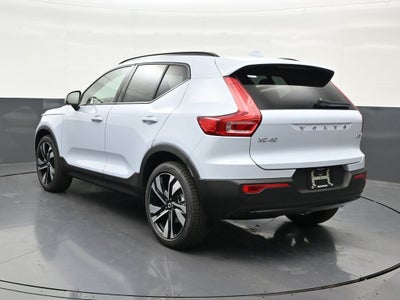 2026 Volvo XC40 B5 Ultra