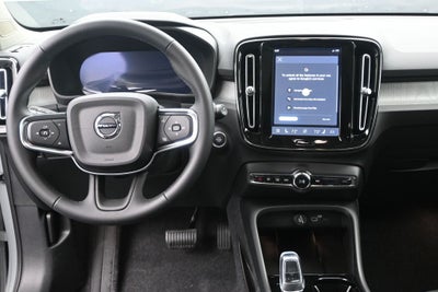 2026 Volvo XC40 B5 Ultra