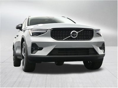 2026 Volvo XC40 B5 Ultra