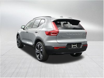 2026 Volvo XC40 B5 Ultra