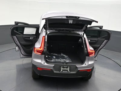 2026 Volvo XC40 B5 Ultra