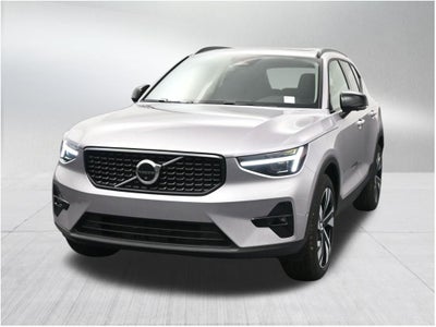 2026 Volvo XC40 B5 Ultra