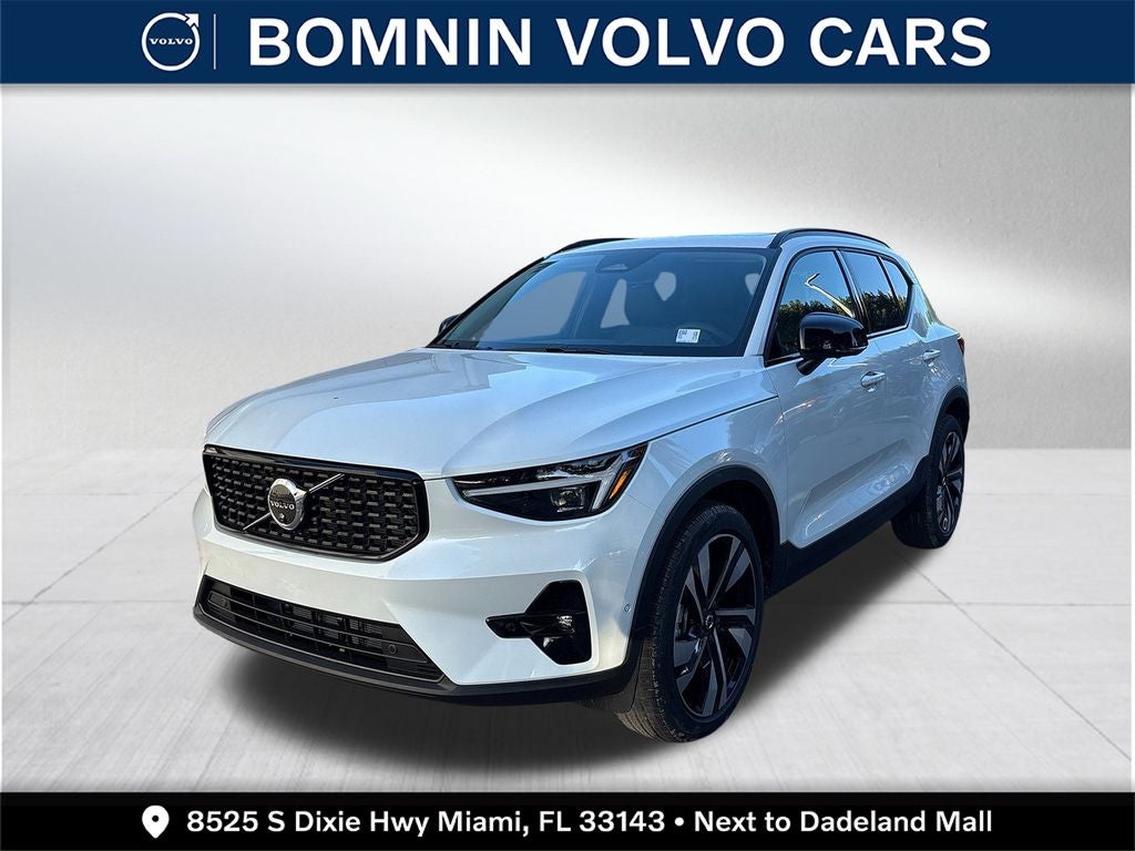 2026 Volvo XC40 B5 Ultra