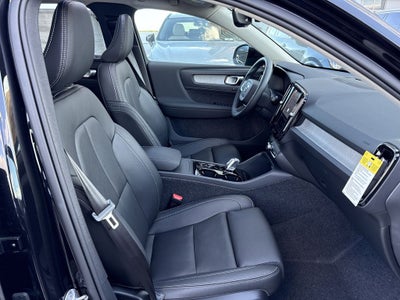 2026 Volvo XC40 B5 Ultra