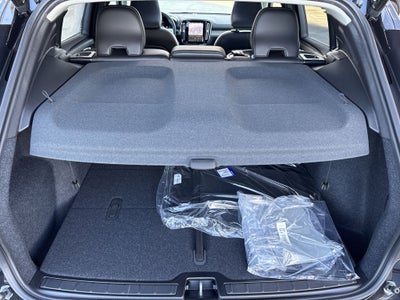 2026 Volvo XC40 B5 Ultra