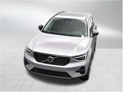 2026 Volvo XC40 B5 Ultra
