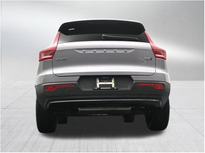 2026 Volvo XC40 B5 Ultra