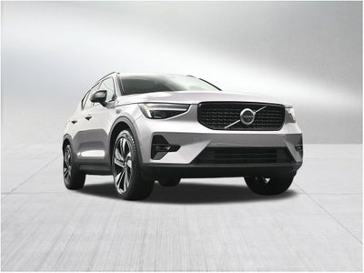 2026 Volvo XC40 B5 Ultra