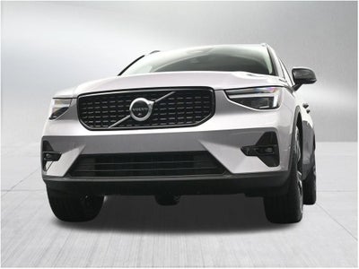 2026 Volvo XC40 B5 Ultra
