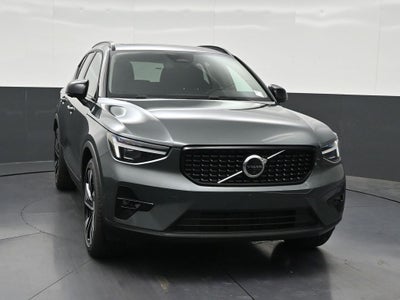 2026 Volvo XC40 B5 Ultra